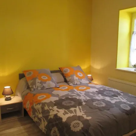 Vakantiehuis Maison Renovee Avec Dans Un Cadre Agricole - Fr-1-489-28 *