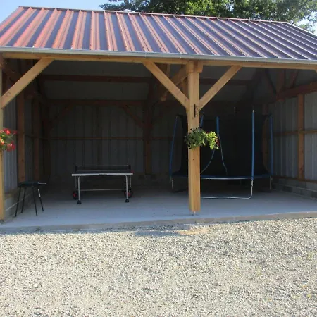Maison Renovee Avec Dans Un Cadre Agricole - Fr-1-489-28 Vakantiehuis