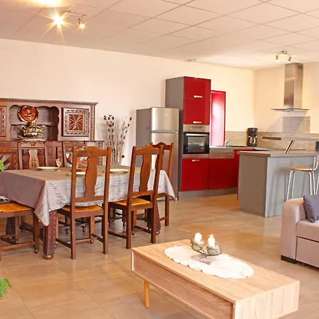Maison De Ferme Renovee Avec Spa, Salle De Jeux Et Activites Pour Enfants - Fr-1-489-28 * Cressanges